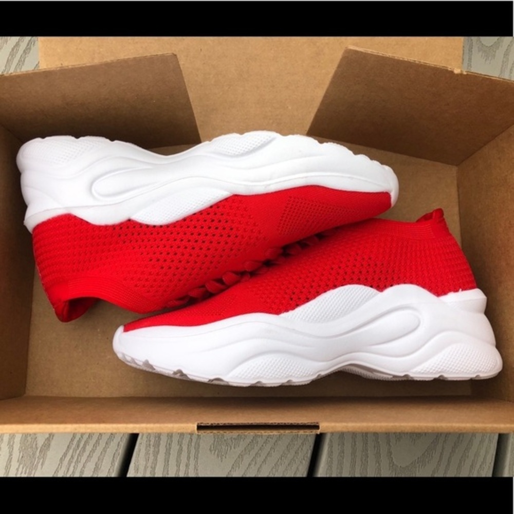 London Rebel knitted lace up runner sneakers